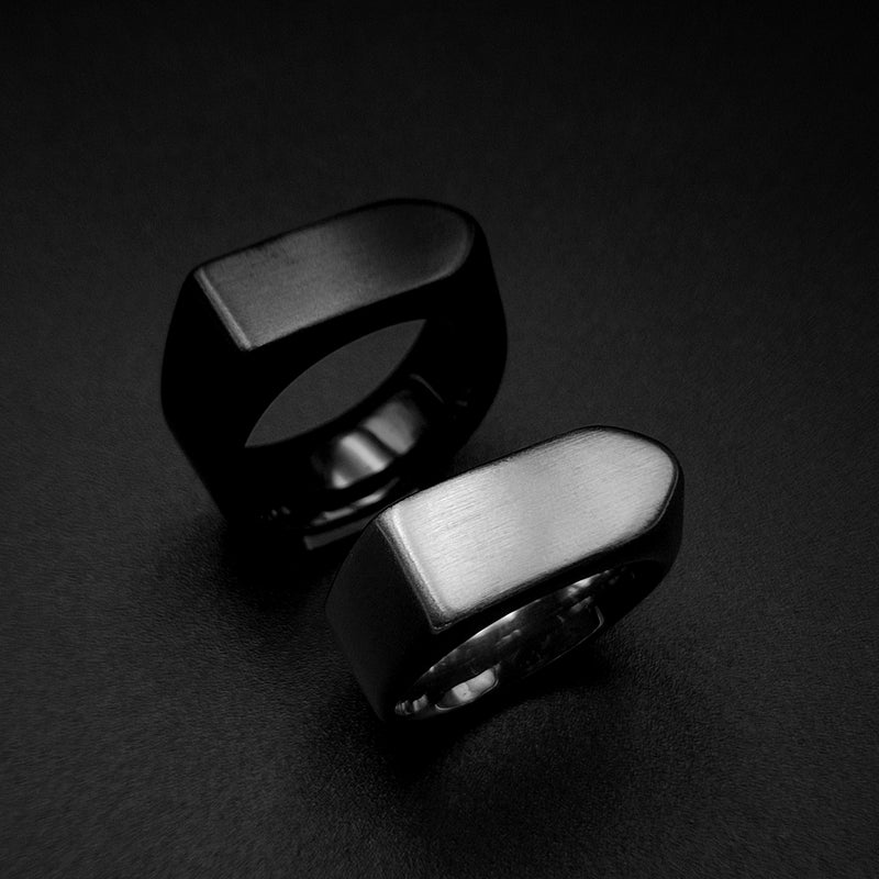 Arrow Signet Ring
