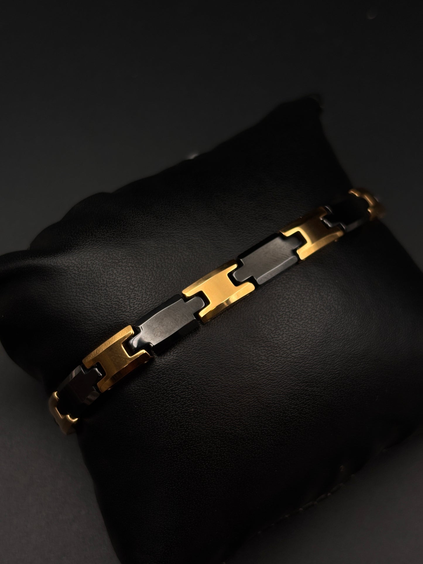 Ceramic Black Gold Fusion Bracelet