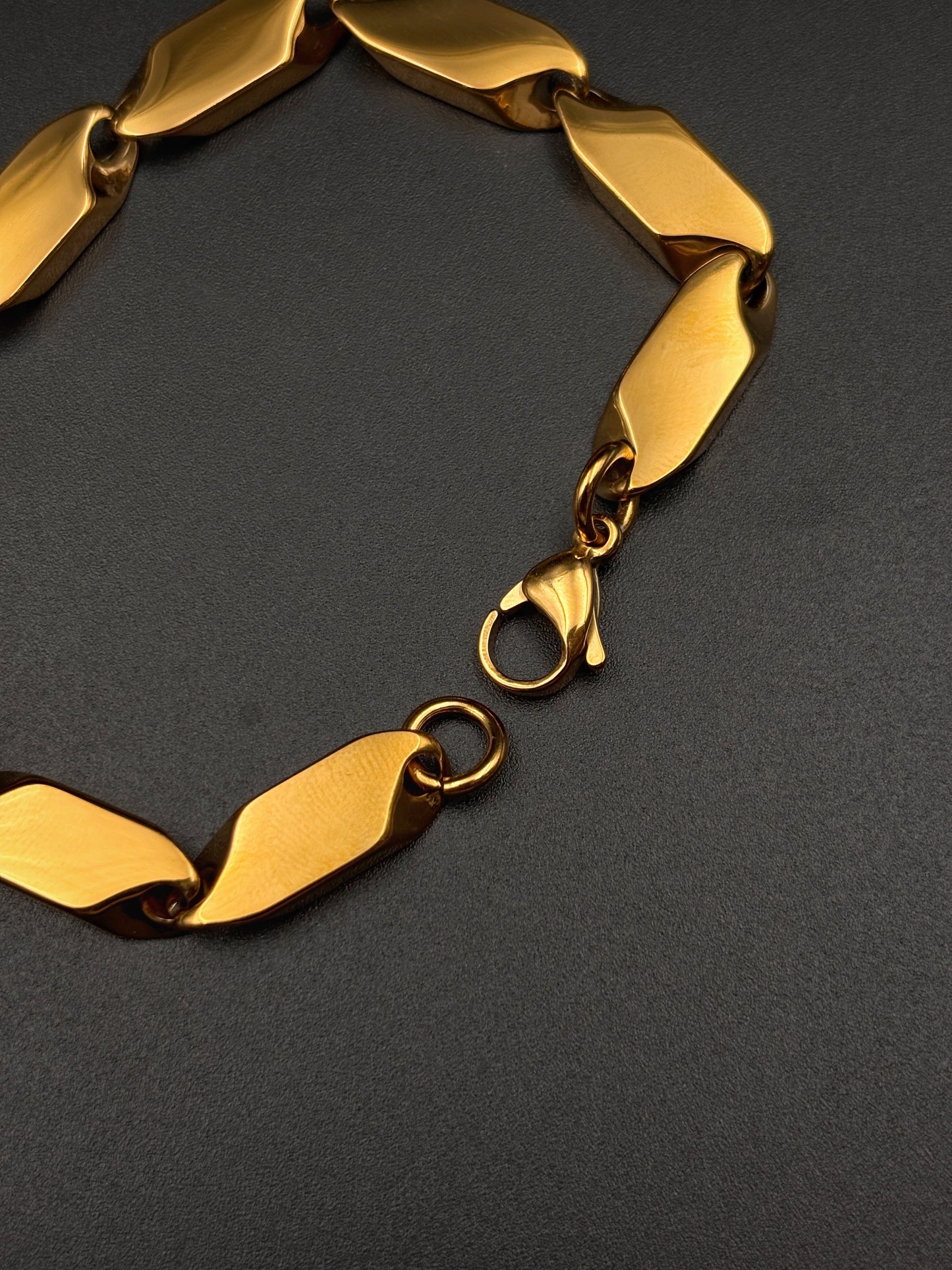 Rhombus Chain Bracelet