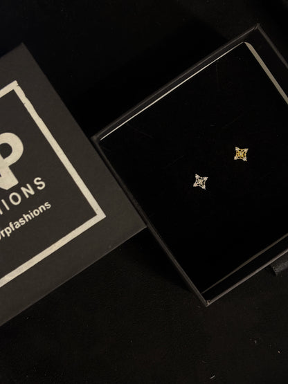 Tetra Studs
