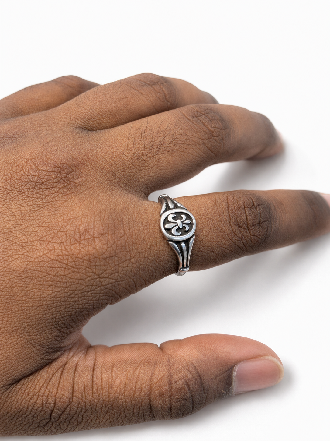 Fleur di lis - Signet Ring