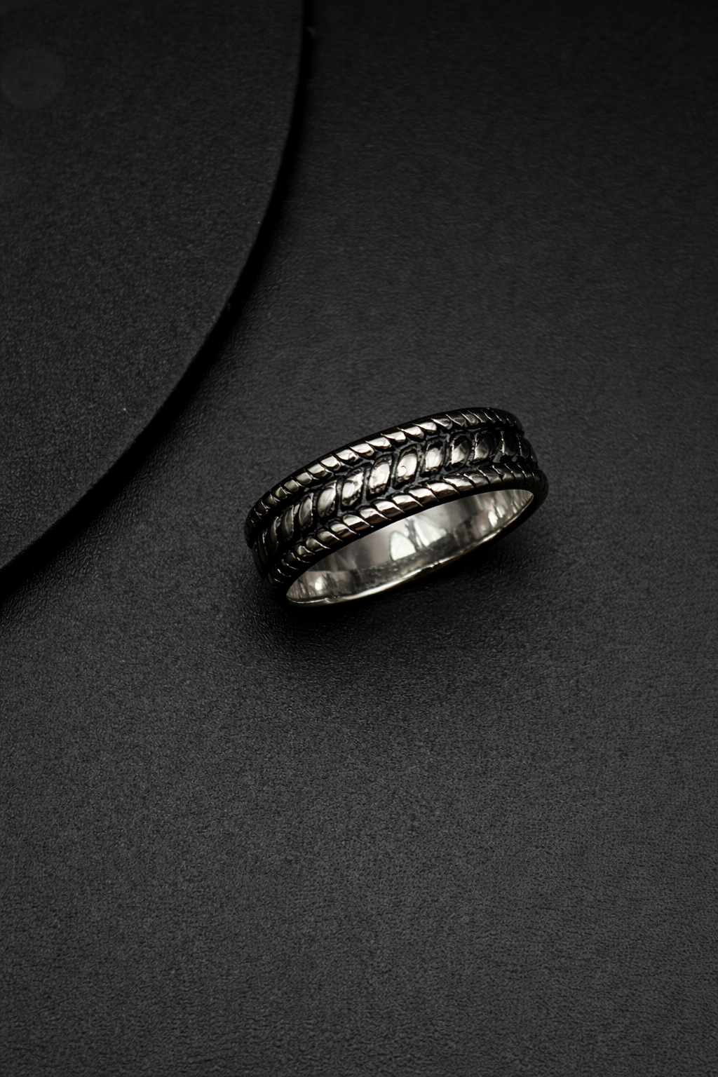 Kal-Nish Ring