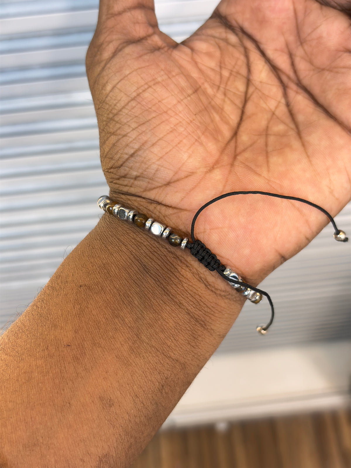 Shades of Beads Tiger Eye Bracelet Adjustable Size