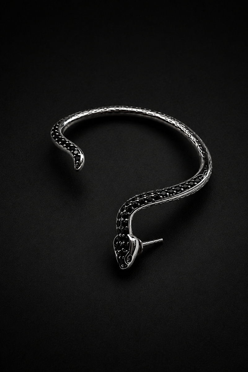Kaala Naag Ear cuff (needs piercing)