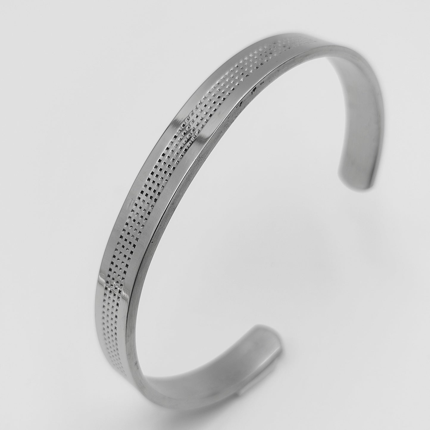 Checkmate Cuff - Vrp Fashions 
