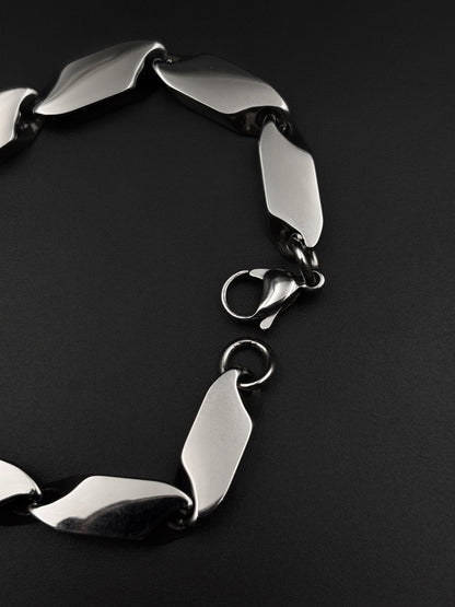 Rhombus Chain Bracelet