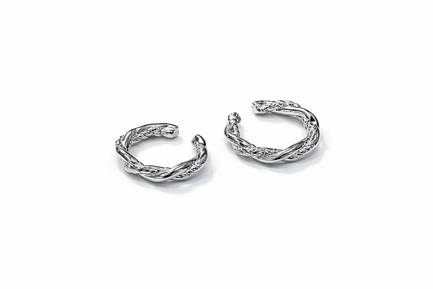 Non Pierced Twisted Rope Hoop