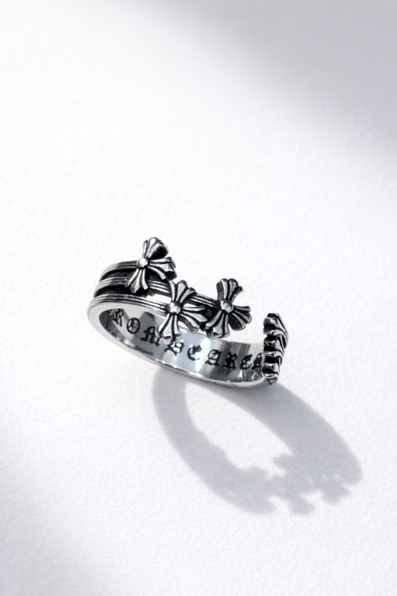 Gothic Trinity Ring