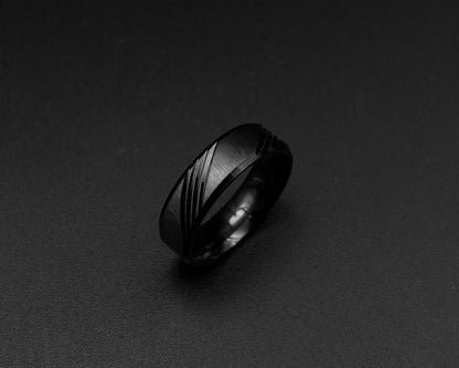 Matty Core Ring
