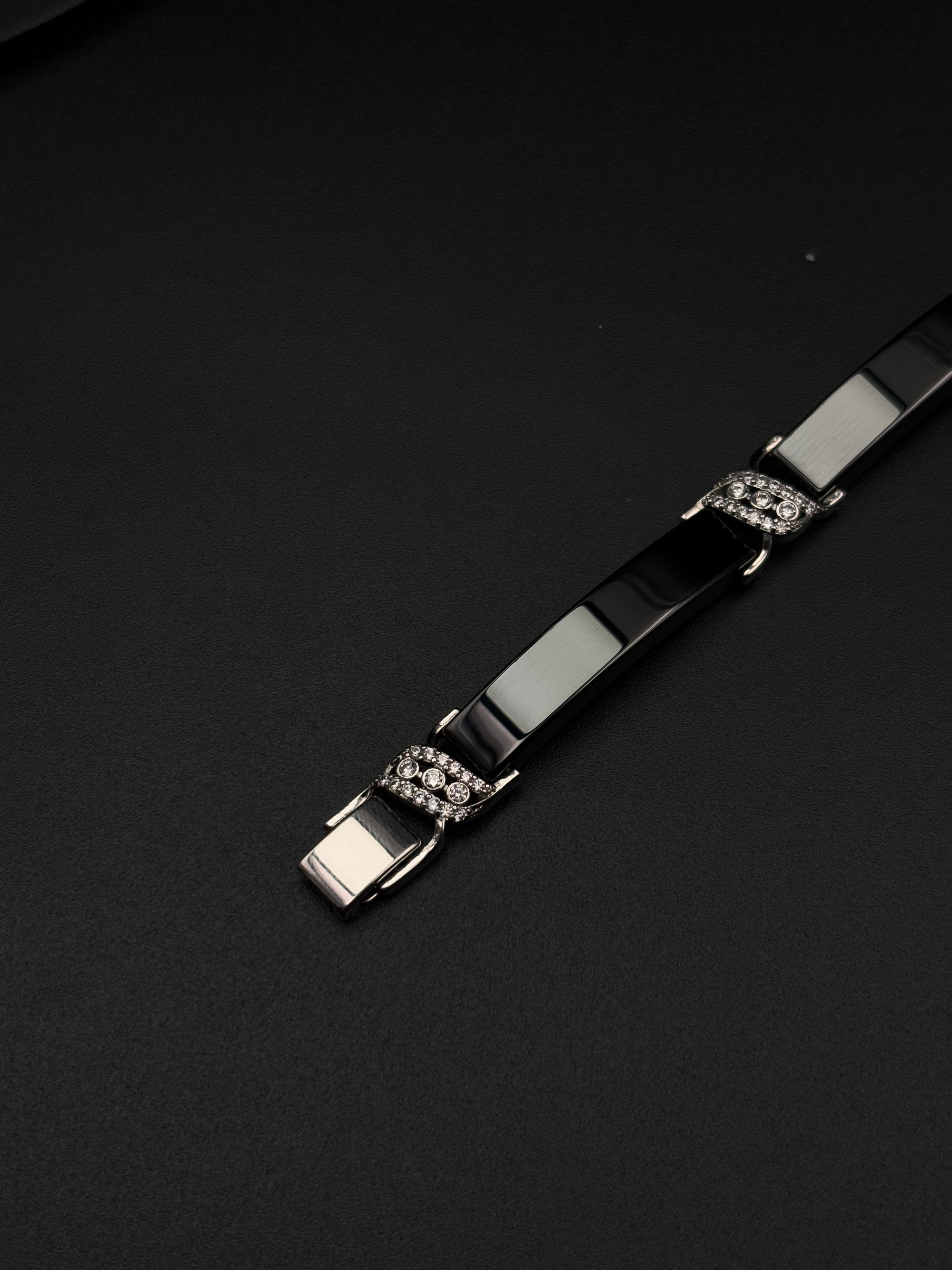 Cerion Ceramic