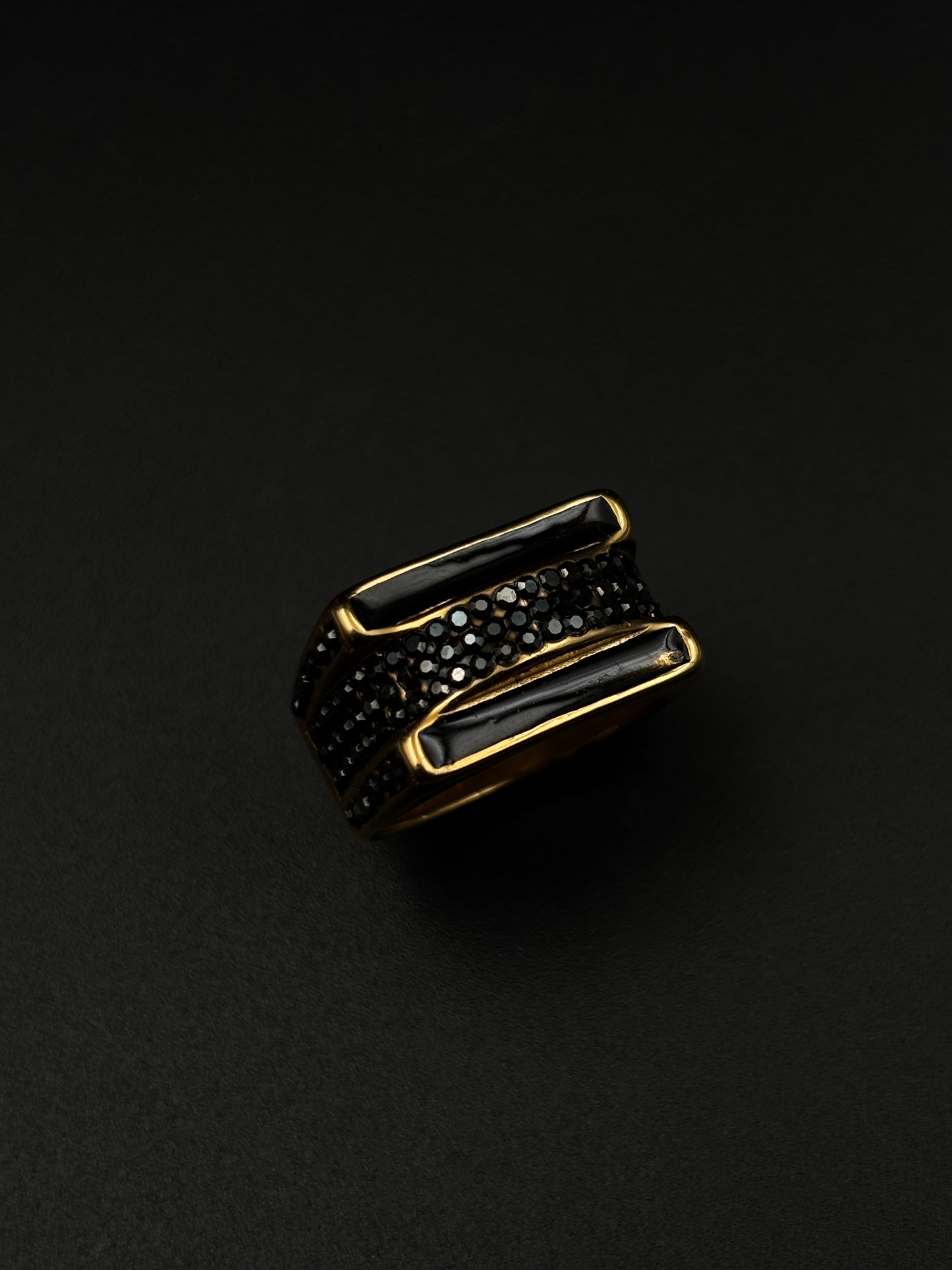 Raze Ring