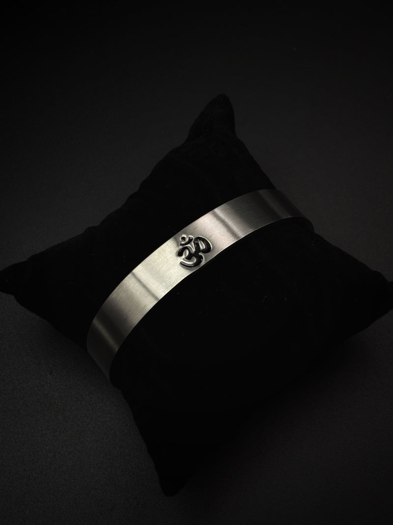 Om Spiritual Cuff