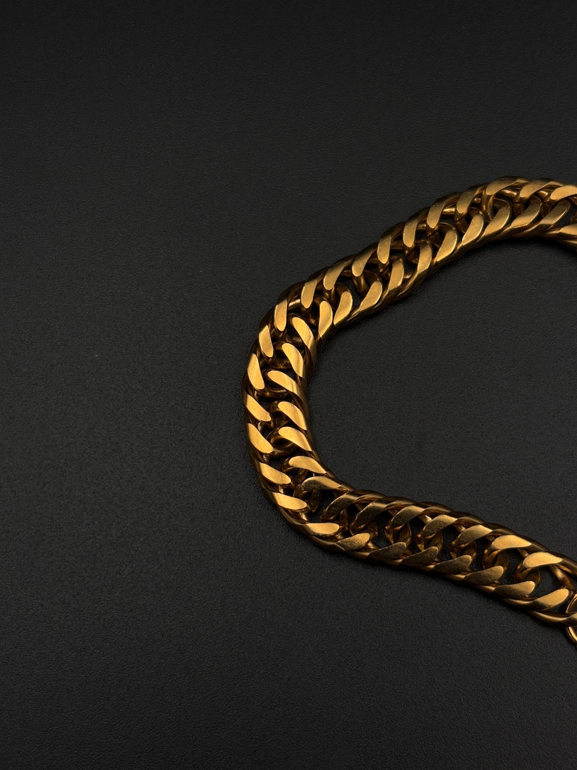 Bulky Gold Chain Bracelet for Men