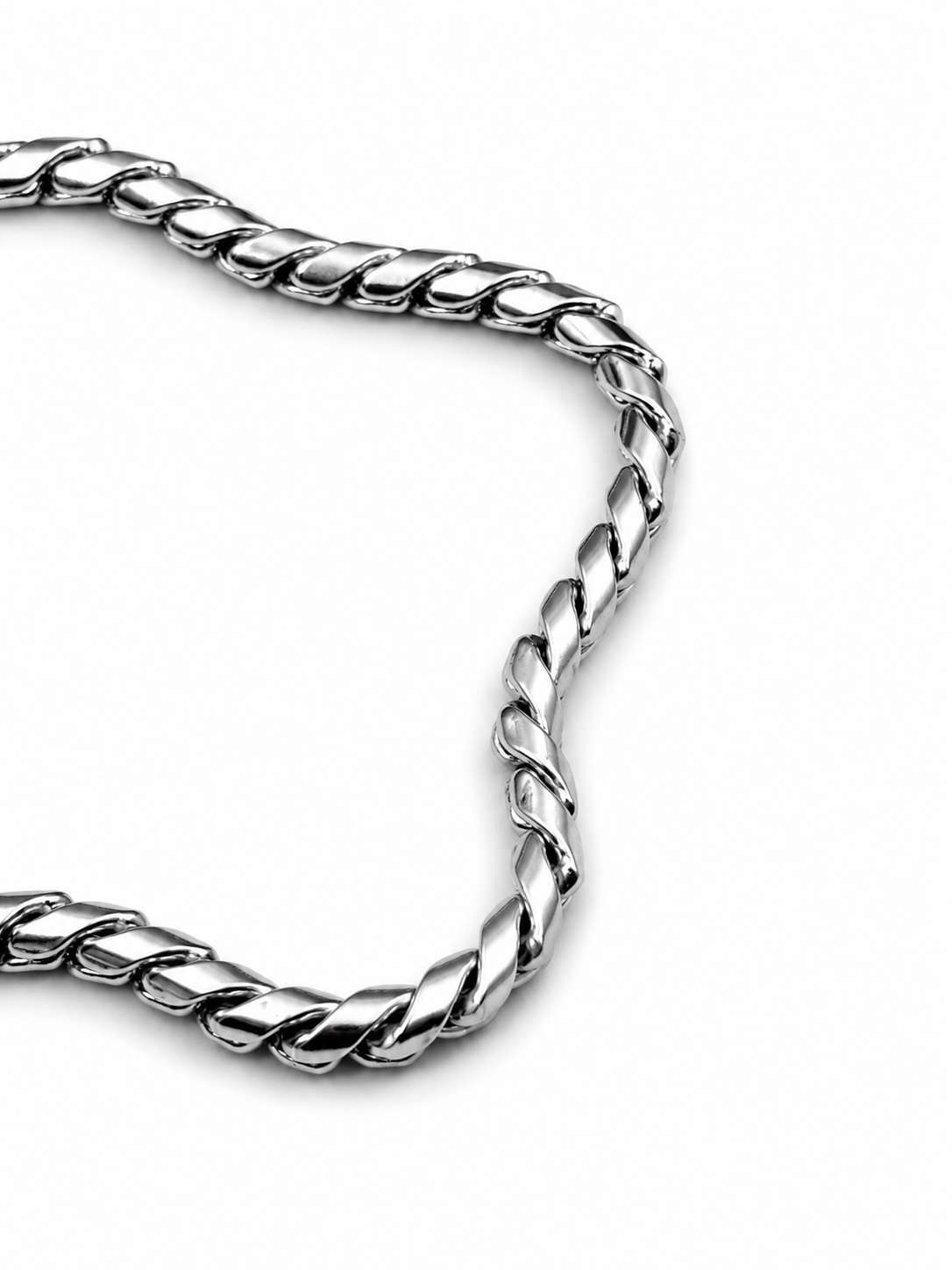 Twistra Chain Bracelet