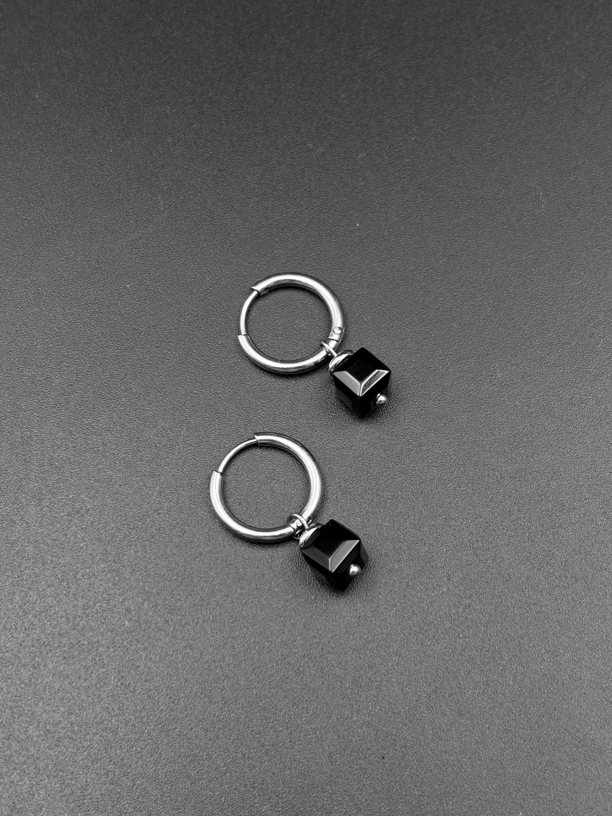 Cubic Drop Hoops