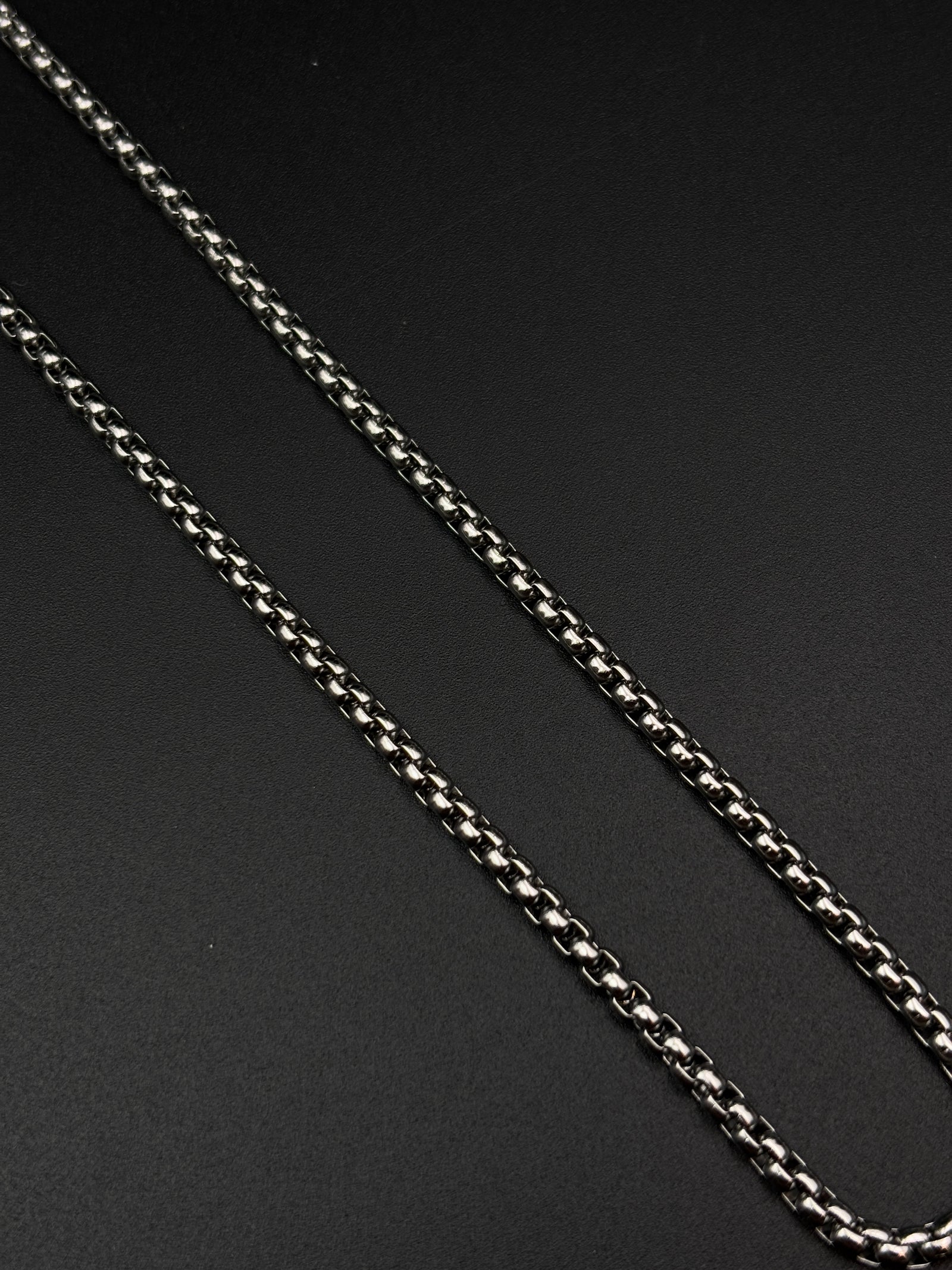 Minimalist Gold & Silver Round Chain for Men