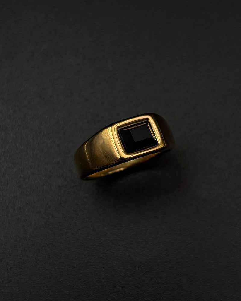 Mavo Rectangle Signet Ring