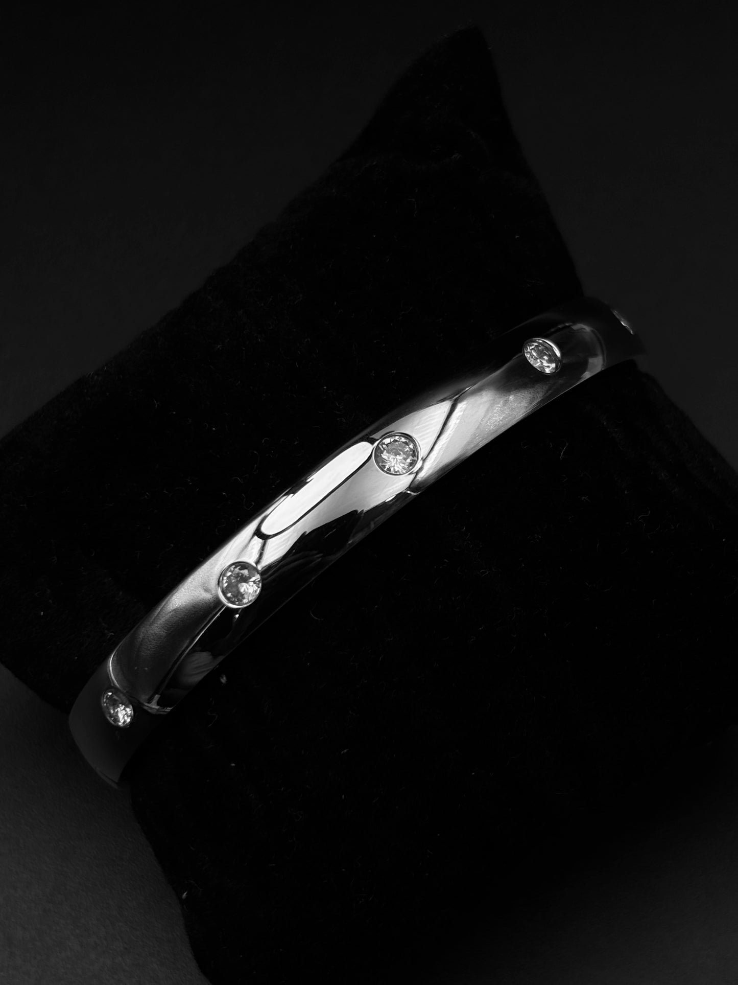 Orien Diamond Kada