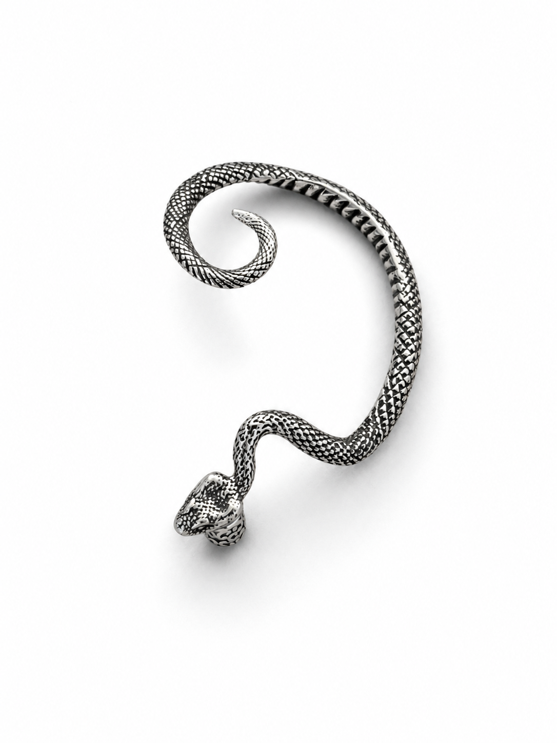 Cobra - Earcuff (Needs Piercings)