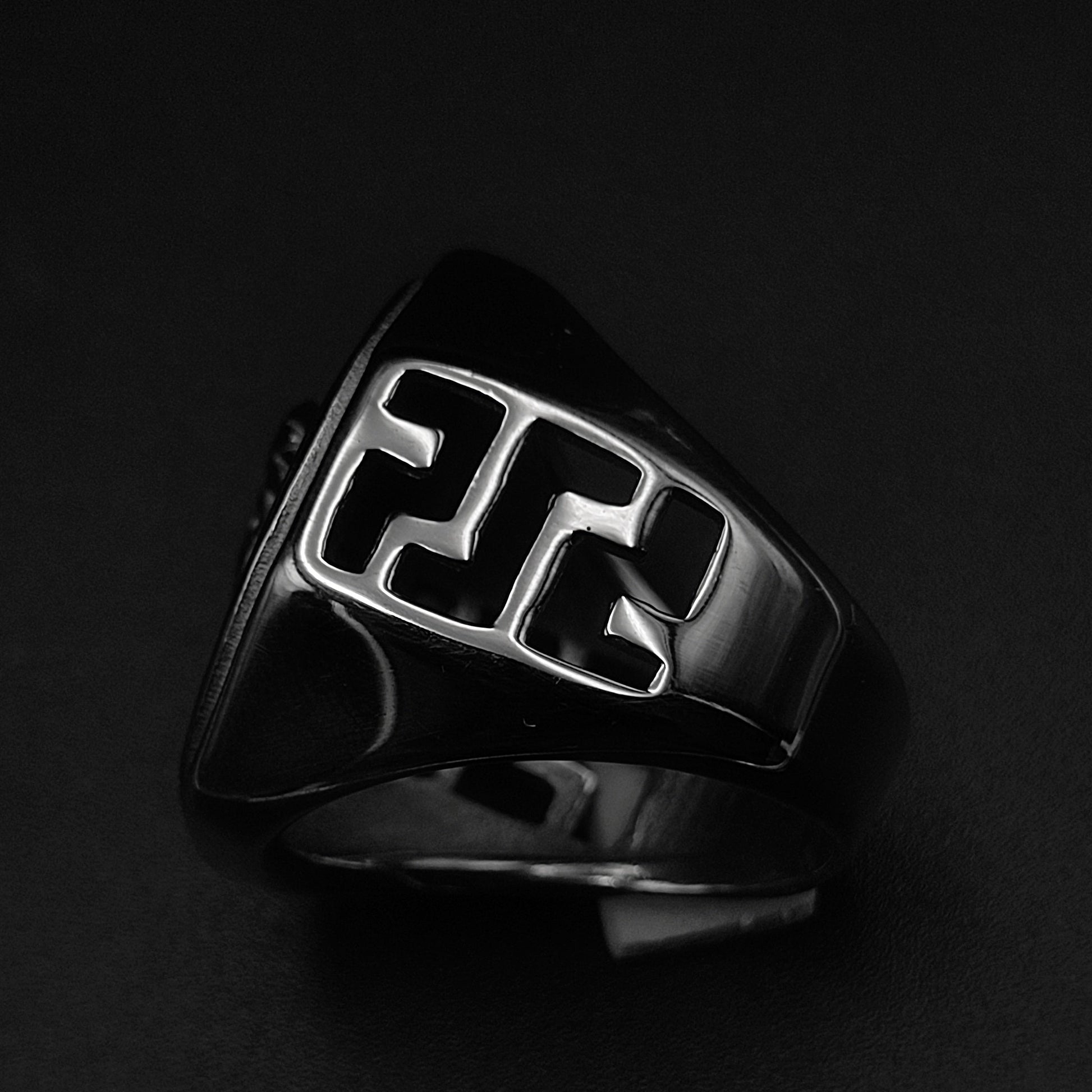 Gorgo Medusa Ring Passion Fashion / Vrp Fashions 