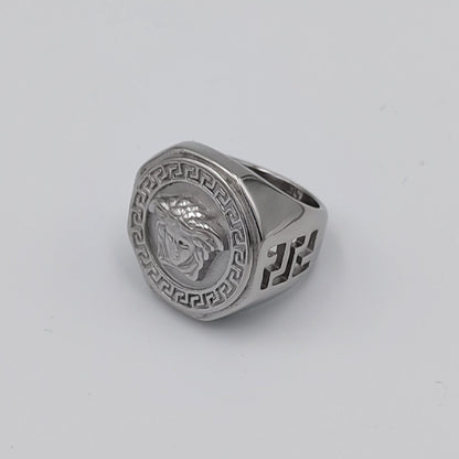 Gorgo Medusa Ring Passion Fashion / Vrp Fashions 