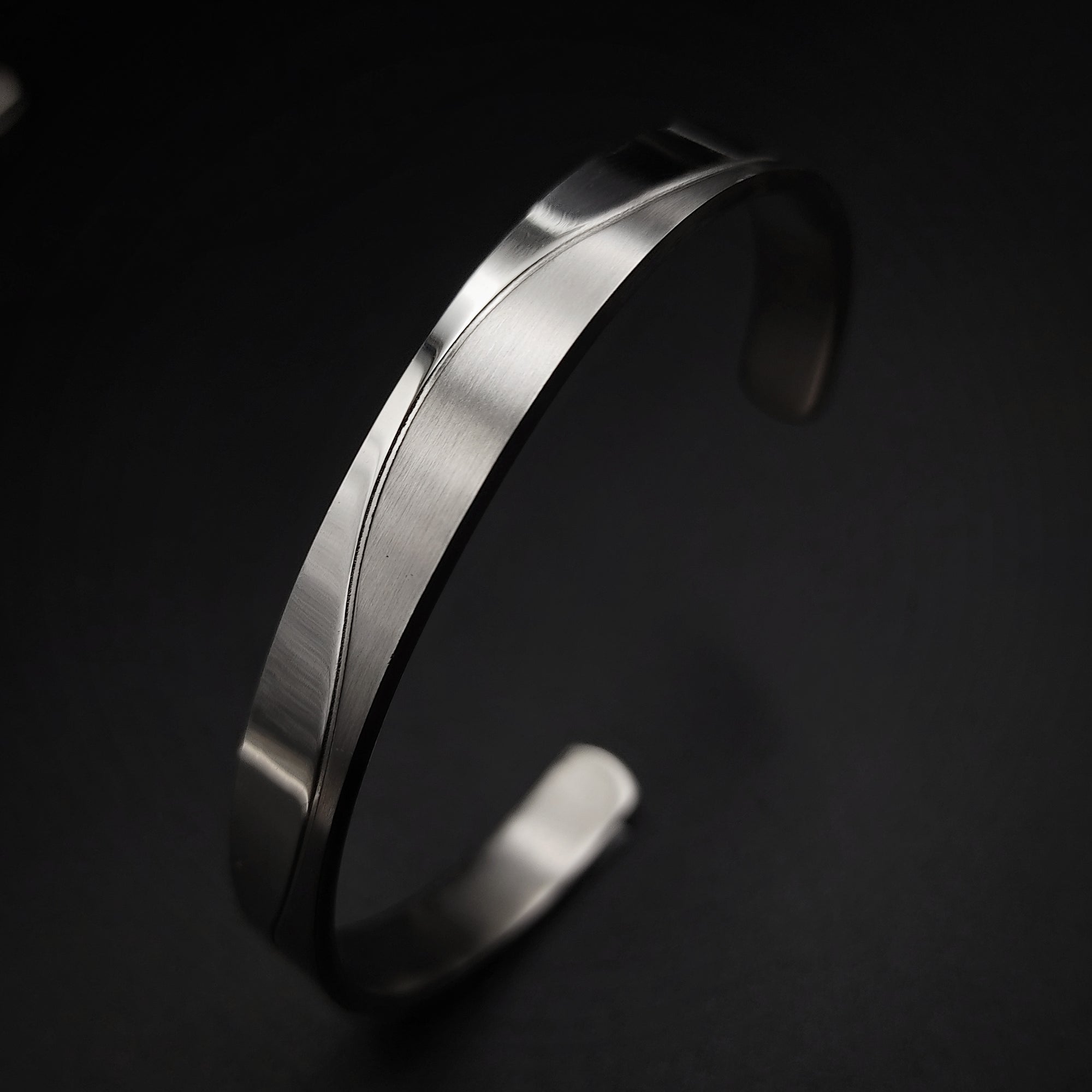 Wave Cuff