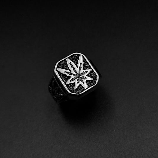 Weedo Ring - Vrp Fashions 