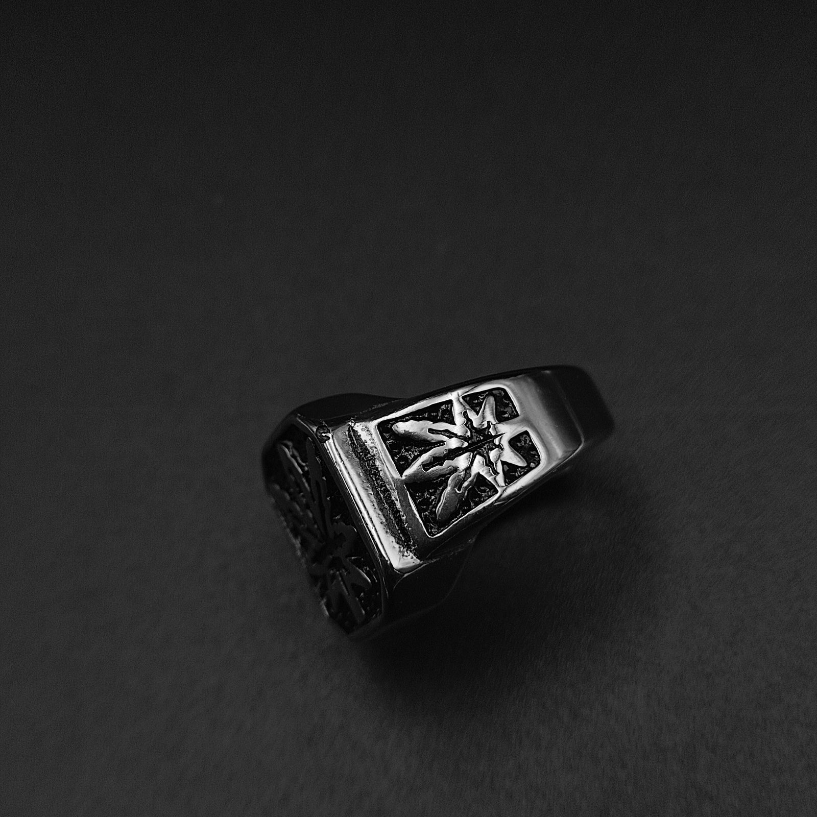 Weedo Ring - Vrp Fashions 