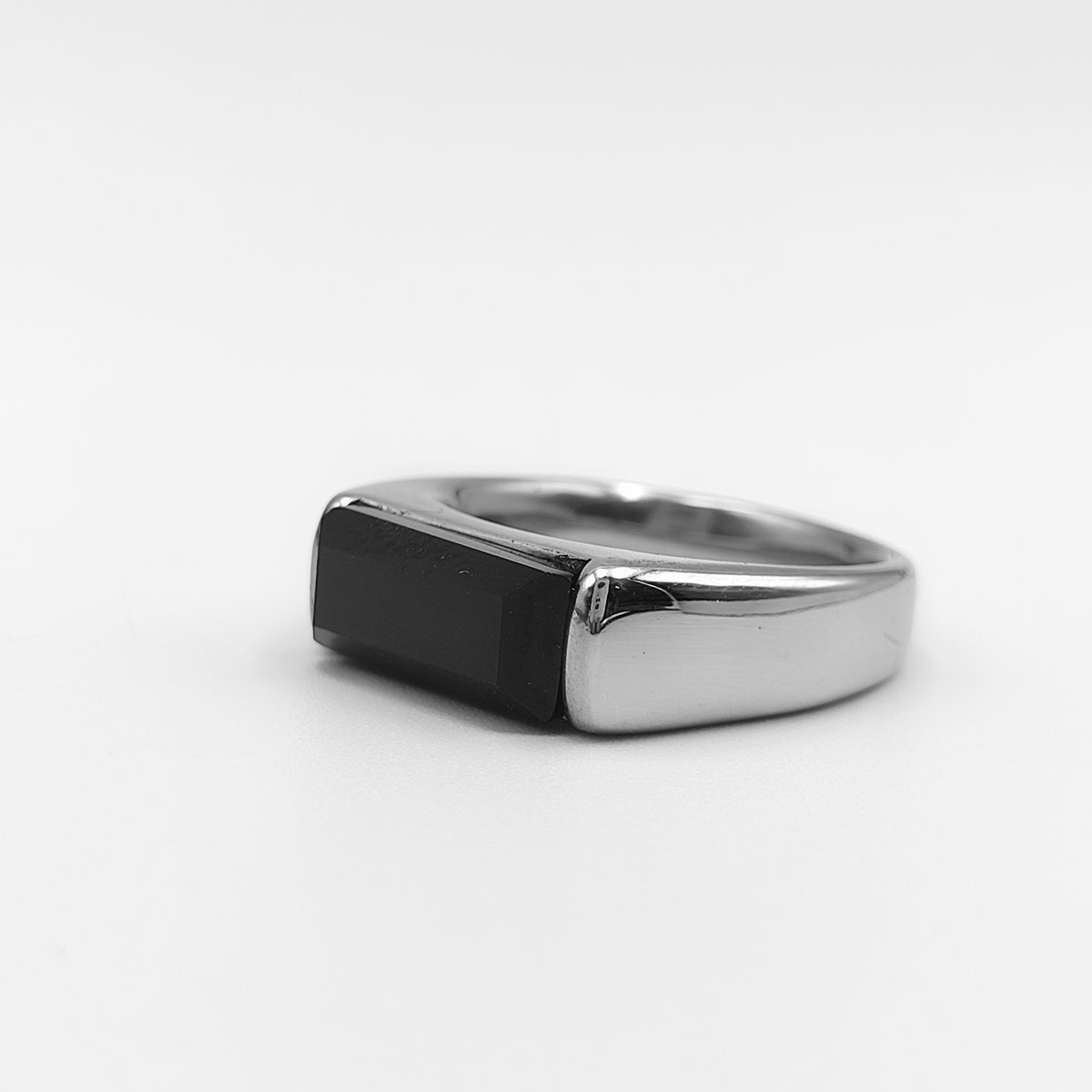 Louis Ring - Vrp Fashions 
