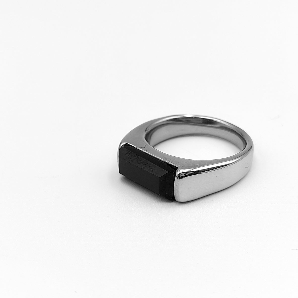 Louis Ring - Vrp Fashions 