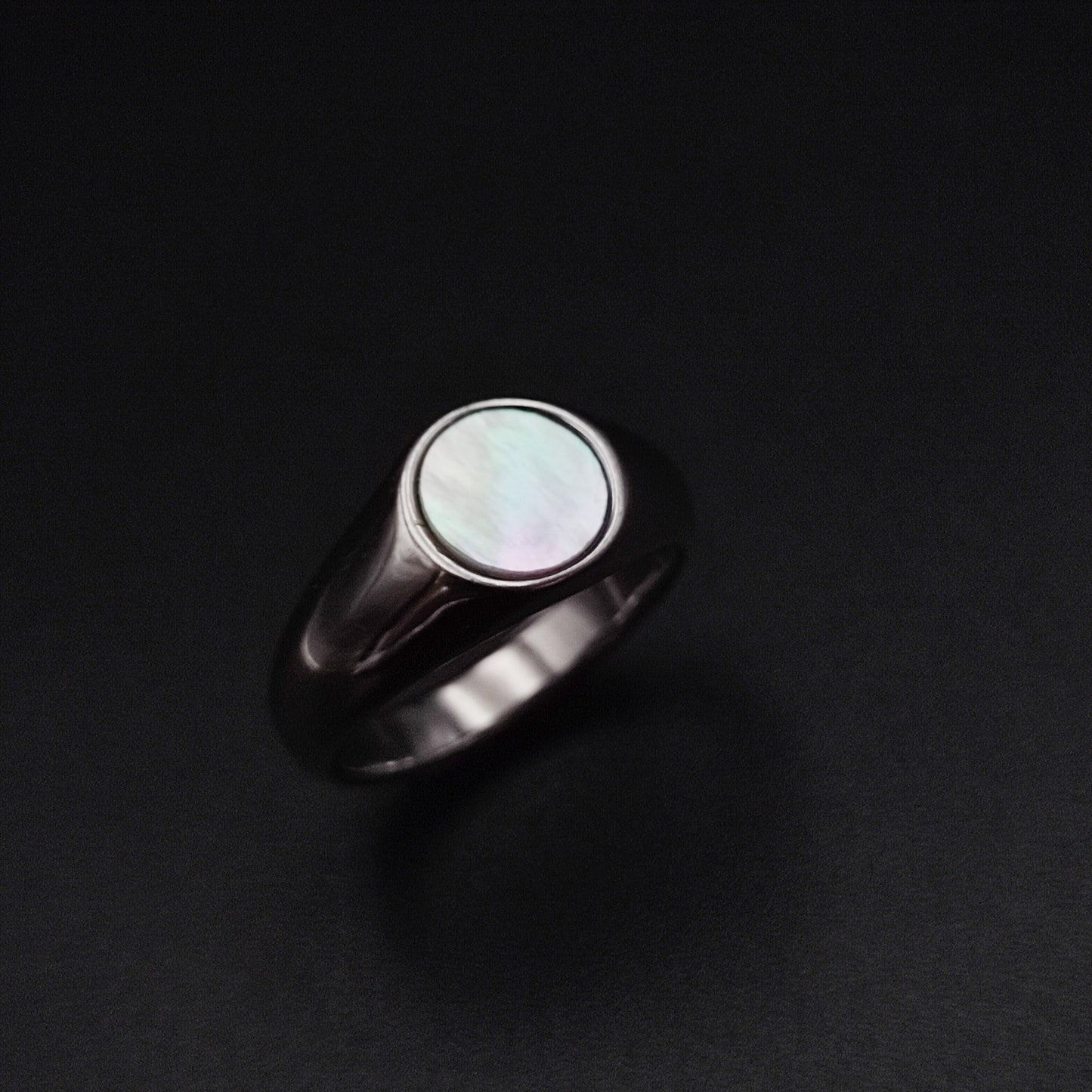 Pearl Signet Ring - Vrp Fashions 