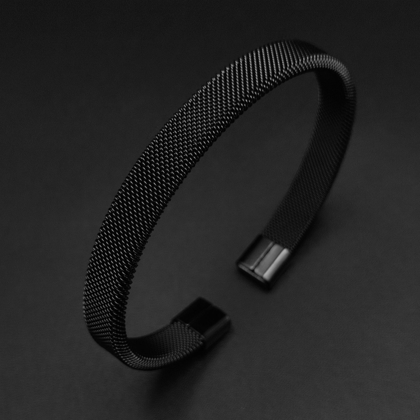 Luxe- Mesh Black Bracelet - Vrp Fashions 