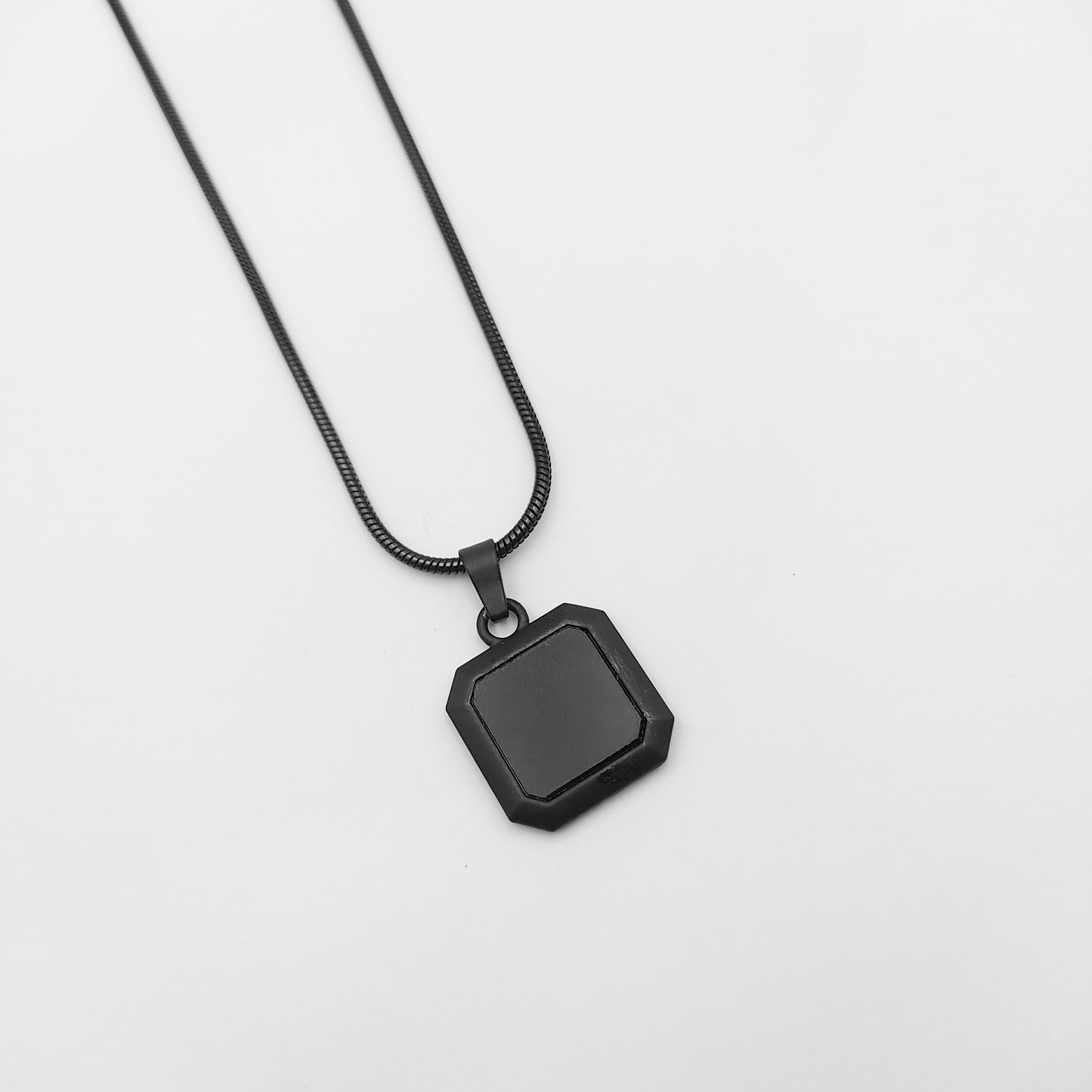 Black Noir Pendent Necklace - Vrp Fashions 