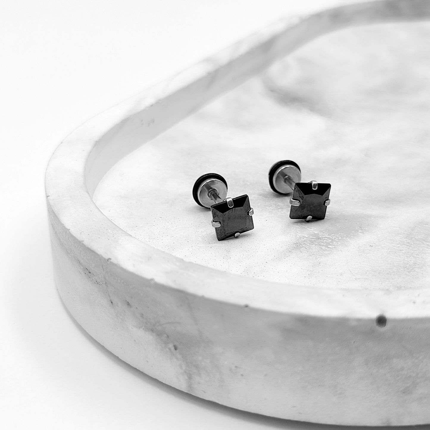 Lunar Studs - Vrp Fashions 