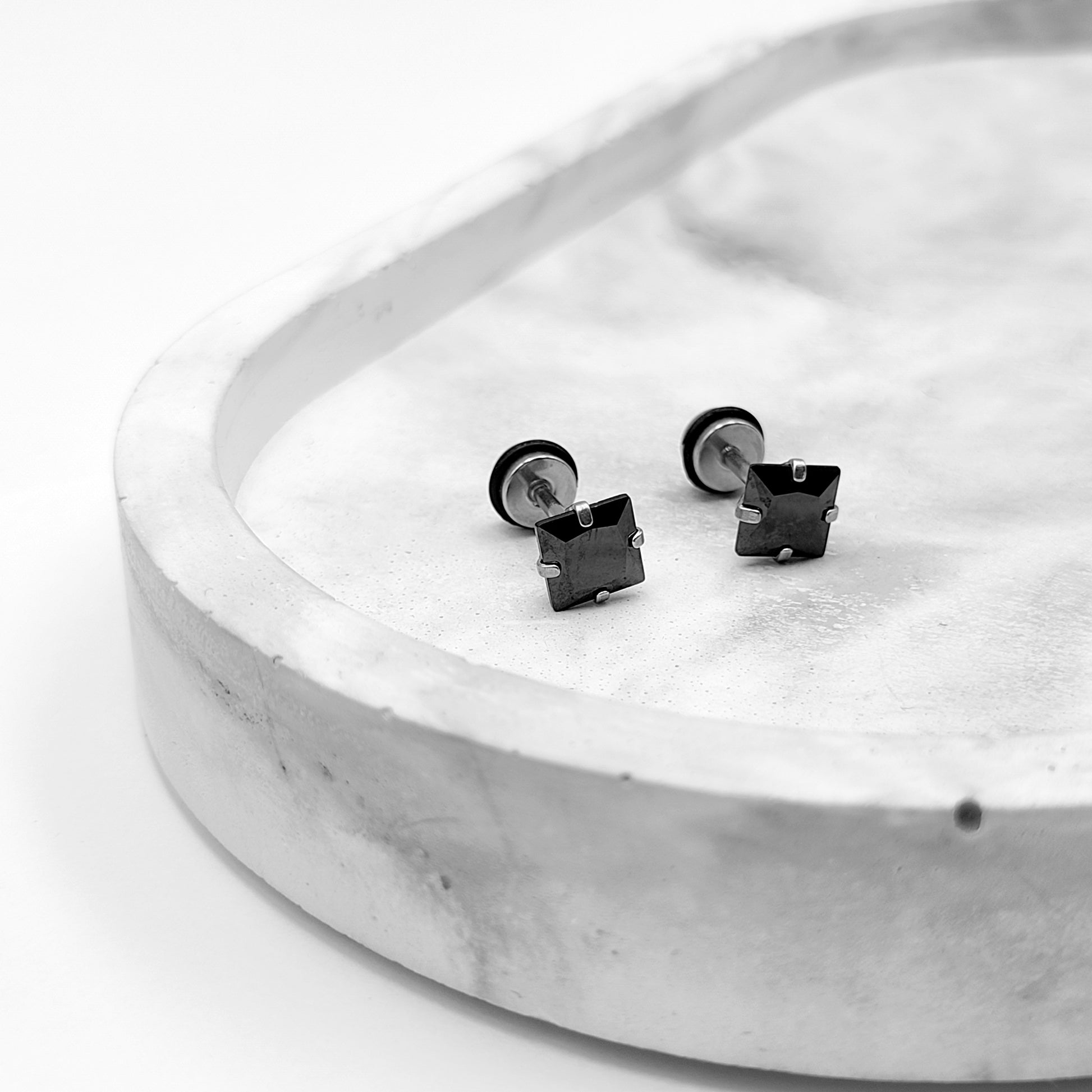 Lunar Studs - Vrp Fashions 