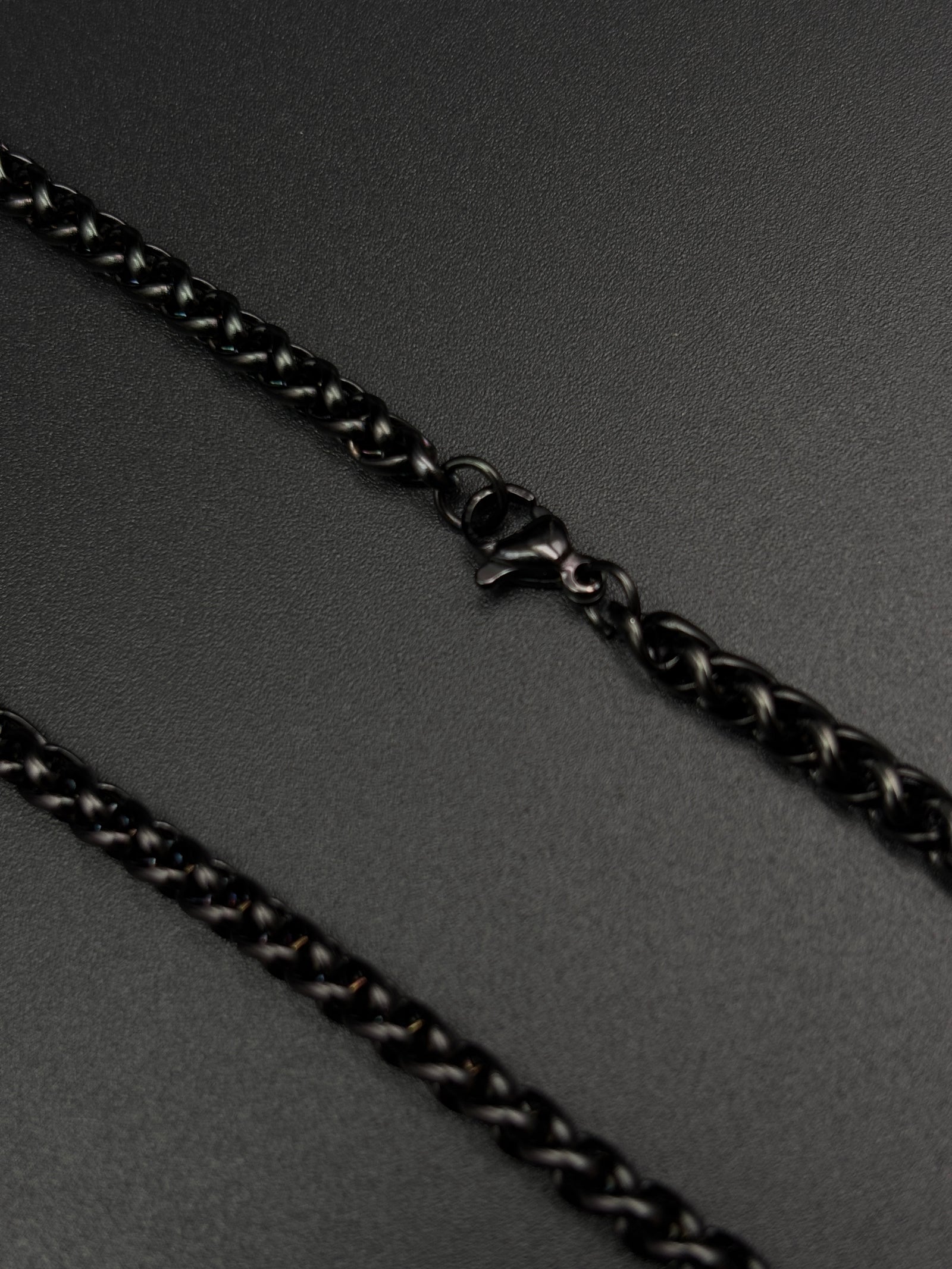 Men’s Black Wheat Chain