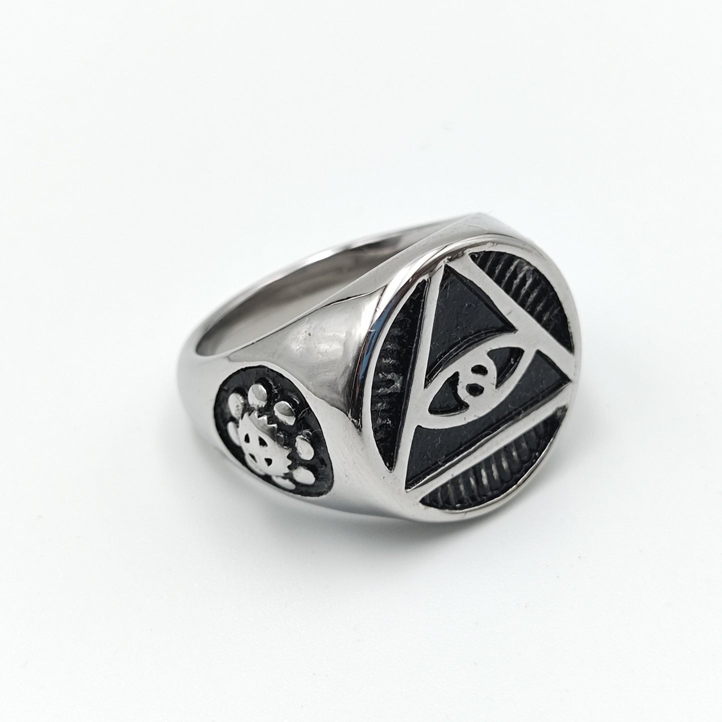 Illuminati Ring Passion Fashion / Vrp Fashions 
