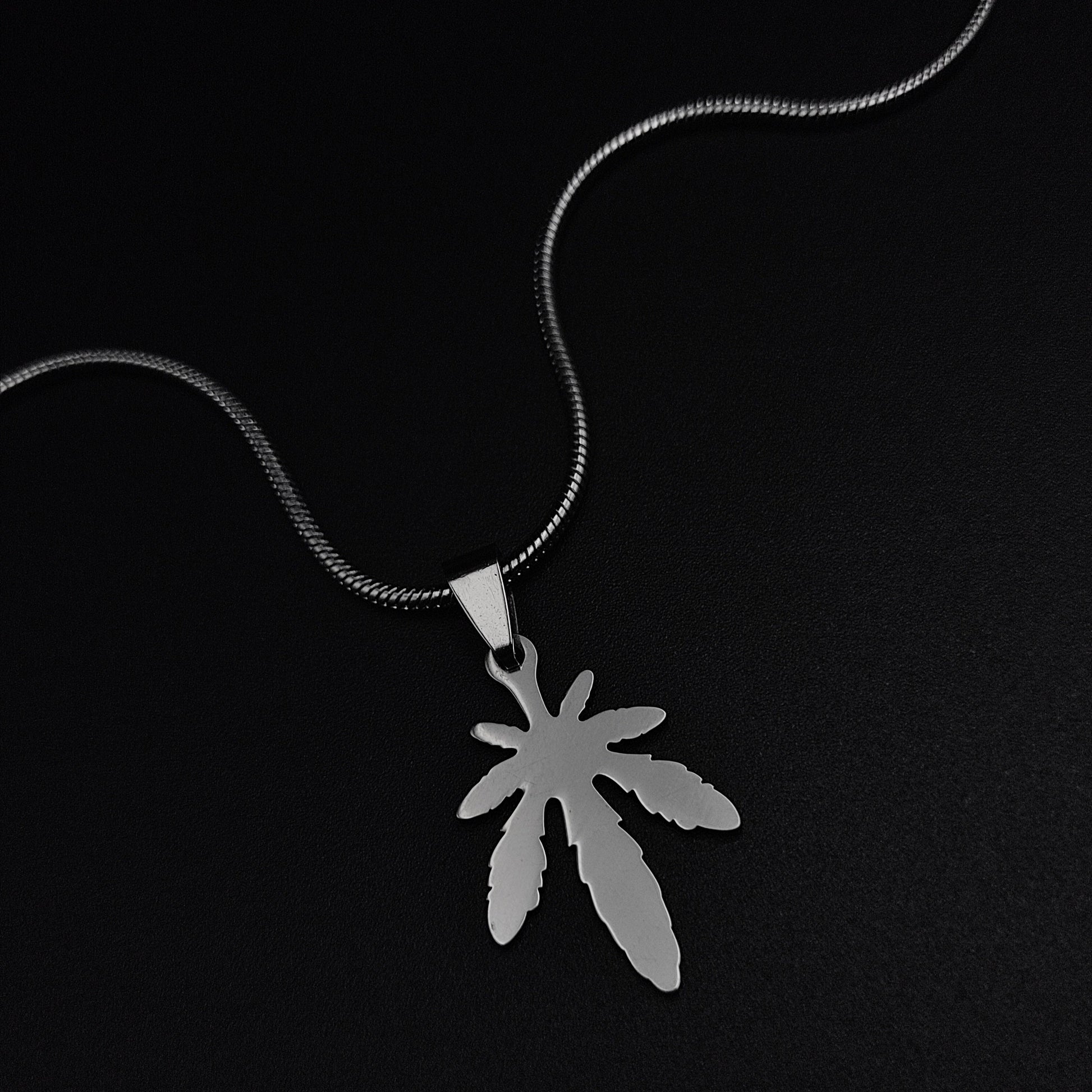 Maple Necklace - Vrp Fashions 