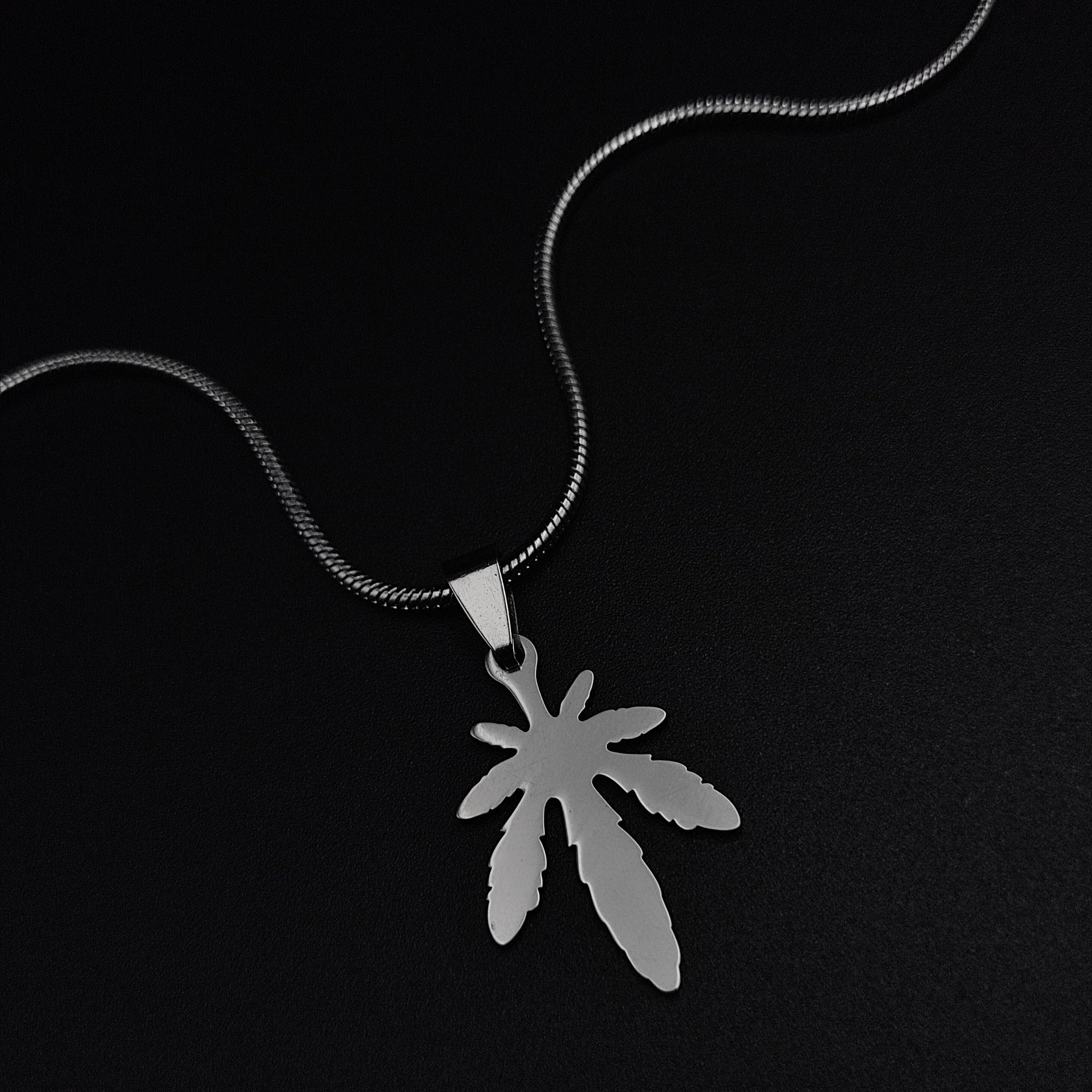 Maple Necklace - Vrp Fashions 