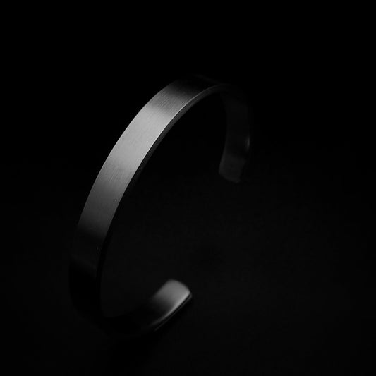 Minimalist Classic Cuffs - Vrp Fashions 